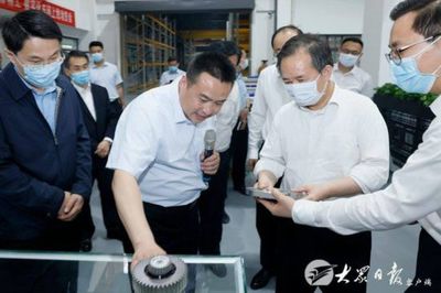 李干杰在德州調(diào)研時(shí)強(qiáng)調(diào) 抓實(shí)企業(yè)生產(chǎn)加快項(xiàng)目建設(shè) 推動(dòng)經(jīng)濟(jì)高質(zhì)量發(fā)展再上新臺(tái)階